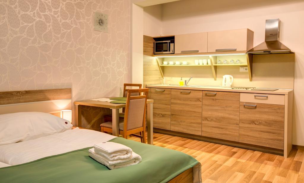 Apartmany Tri Studnicky デマノブスカ・ドリーナ エクステリア 写真